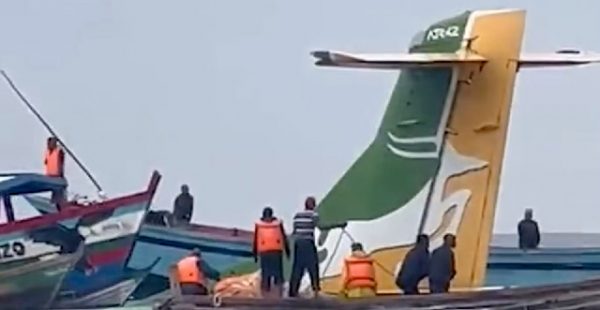 
Un ATR-42 de la compagnie aérienne Precision Air avec 49 passagers à bord s est abîmé ce dimanche matin dans le lac Victoria 