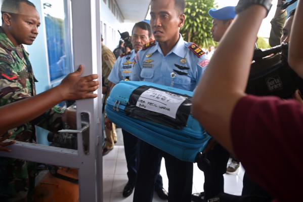 air-journal debris airasia valise image straits time