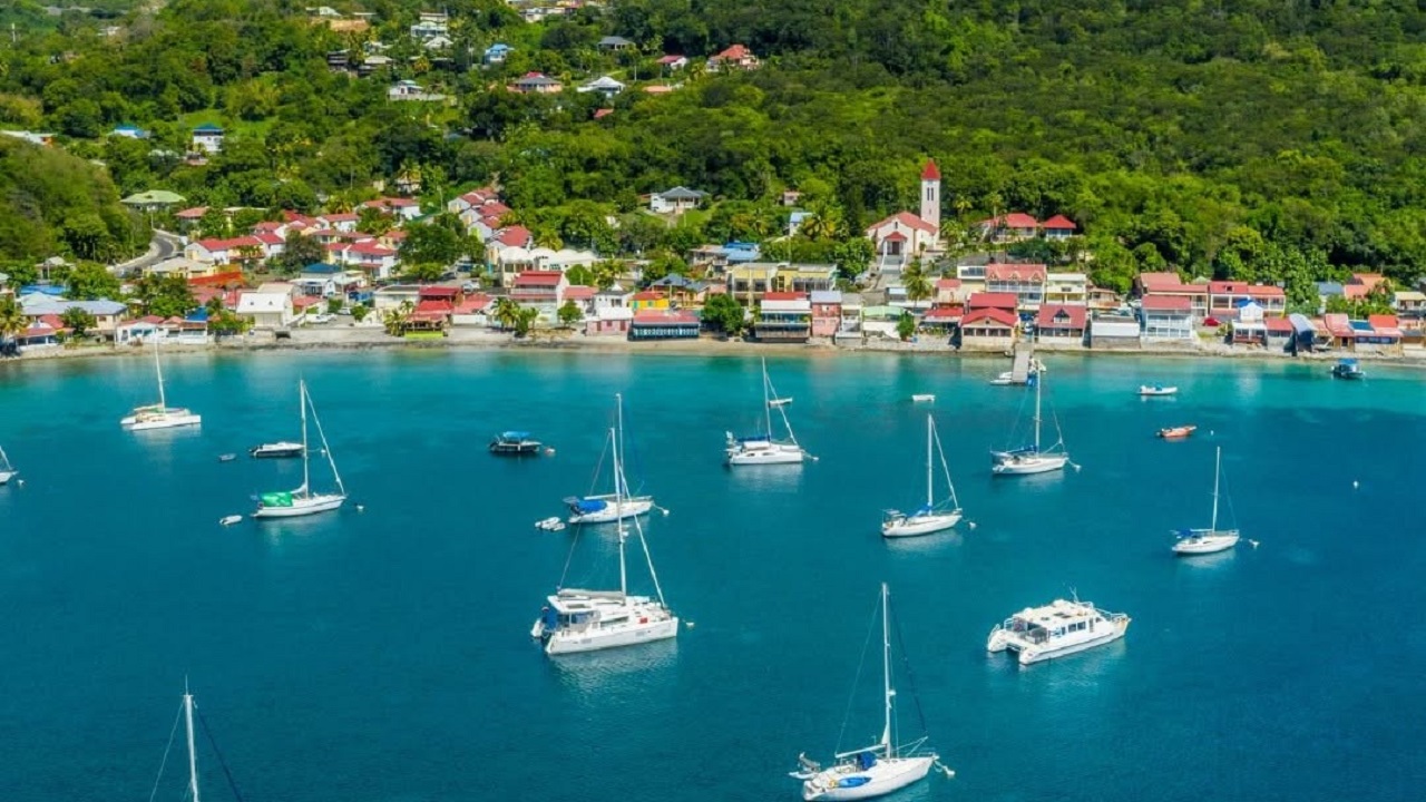 Voyage en Guadeloupe : destination alternative préservée face à la saturation caribéenne 1 Air Journal