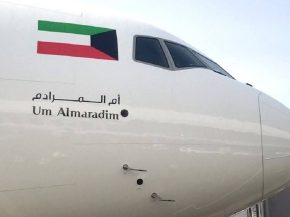 
L’aéroport international du Koweït a été touché à l’aube par une attaque de drones et de missiles attribuée à l’Ira