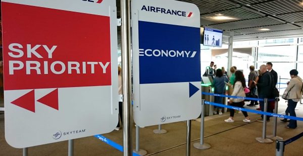 L’intersyndicale d Air France a publié aujourd hui un communiqué conjoint annonçant un    fort durcissement d