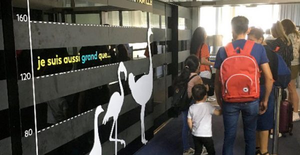 
Voyager en famille coûte cher ! En moyen-courrier, un couple avec deux enfants souhaitant se rendre au Maroc cet été devra dé