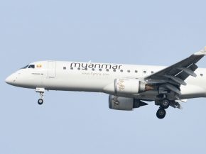 Ce dimanche, l équipage d un Embraer 190 de la compagnie birmane Myanmar Airlines a réussi à poser au sol l avion sans train d 