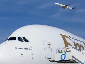 
Cette acquisition, évaluée à 3,4 milliards de dollars, porte le total d appareils A350-900 commandés à 73 unités, illustran