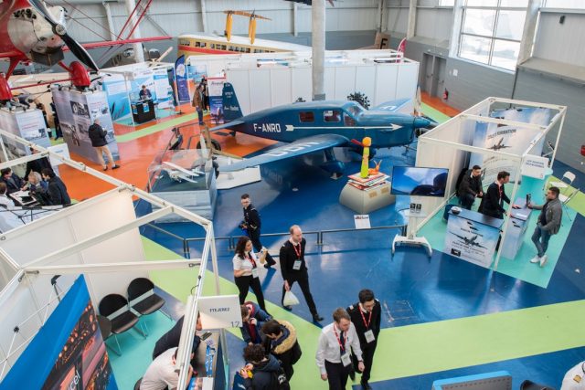 Emploi : Salon des formations et métiers aéronautiques au Musée de l’Air et de l’Espace 15 Air Journal