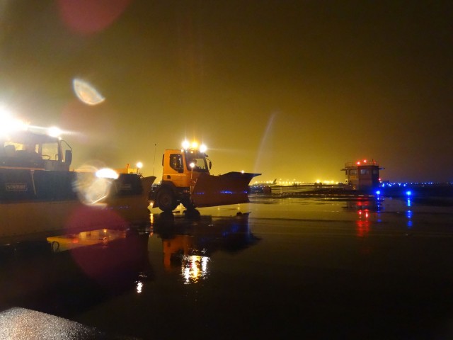 air-journal-engins-maintenance-deneigement-aeroport-adp-neige-hiver7