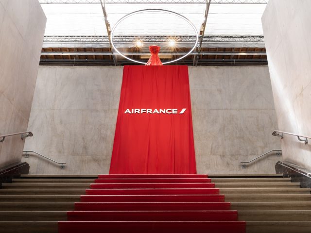 JO de Paris : Air France inaugure son espace d'exposition au Palais de Tokyo 2 Air Journal JO de Paris : Air France inaugure son espace d'exposition au Palais de Tokyo 2 Air Journal