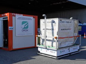 
Groupe ADP (Aéroports de Paris) et Air France-KLM Martinair Cargo expérimentent à l aéroport Paris-Charles de Gaulle une solu