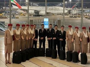 
Les quelque 131 000 salariés d’Emirates Group vont toucher une prime exceptionnelle équivalente à vingt semaines de salaire,
