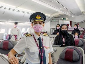 
La compagnie aérienne Qatar Airways rappellerait ses pilotes Boeing licenciés, afin de préparer la reprise du trafic post-pand