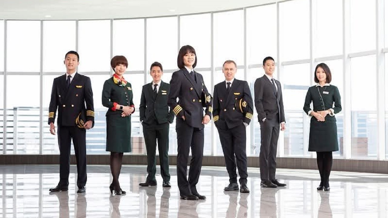 Un capitaine frappe son copilote : un incident rare dans le cockpit d'un Boeing 777 d'EVA Air 1 Air Journal