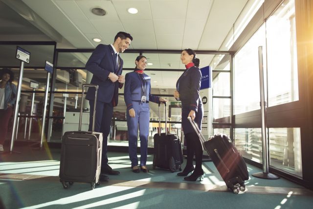 Info pratique : pilote, co-pilote, chef de cabine : comment les reconnaître ?