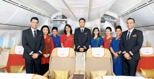 
La compagnie aérienne Air India va recruter 5100 pilotes, hôtesses de l’air et stewards pour préparer l’arrivée dans la f