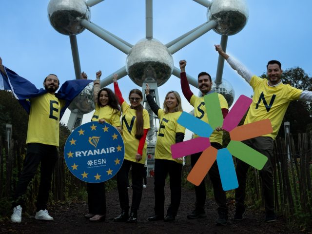 Ryanair en partenariat avec Erasmus pour offrir des tarifs préférentiels aux étudiants 1 Air Journal