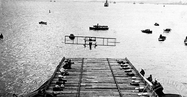 
Histoire de l’aviation – 14 novembre 1910. En ce lundi 14 novembre 1910, une grande première va avoir lieu en Virg