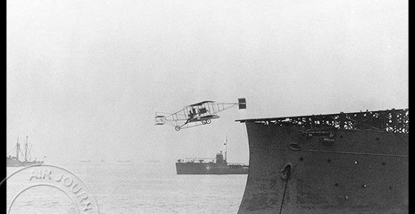 
Histoire de l’aviation – 14 novembre 1910. C’est un aviateur civil, Eugene Ely, de nationalité américaine, qui est au cœ