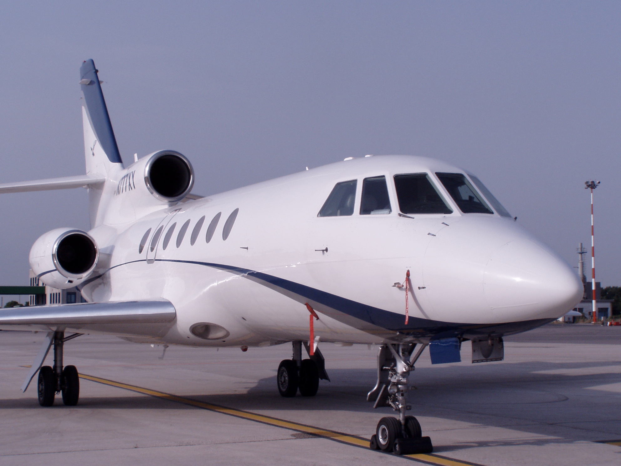 Épilogue d’« Air Cocaïne » : le Falcon 50 aux enchères en République dominicaine