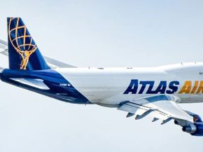 
Selon l’Association internationale du transport aérien (IATA), la demande de fret, mesurée en tonnes-kilomètres (CTK), a aug