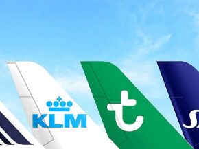 
Le groupe aérien Air France-KLM a publié ses résultats financiers pour le troisième trimestre 2025, faisant état d’un bén