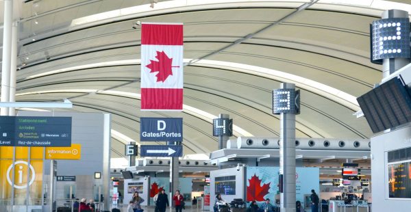 
L Inde a suspendu temporairement les services de visas (y compris les e-visas en ligne) pour les citoyens canadiens, a déclaré 