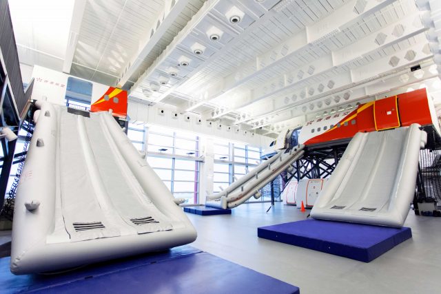 Hong Kong Airlines inaugure un centre de formation pour personnel navigant (photo) 2 Air Journal Hong Kong Airlines inaugure un centre de formation pour personnel navigant (photo) 2 Air Journal