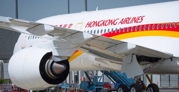 La low cost Hong Kong Airlines a annoncé hier que le paiement des salaires de certains membres de son personnel sera retardé, se