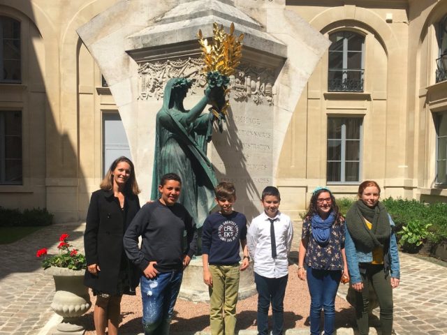 HOP! Air France a tpermis à des élèves de se rendre aux Assises du Transport Aérien à Paris 1 Air Journal HOP! Air France a tpermis à des élèves de se rendre aux Assises du Transport Aérien à Paris 1 Air Journal