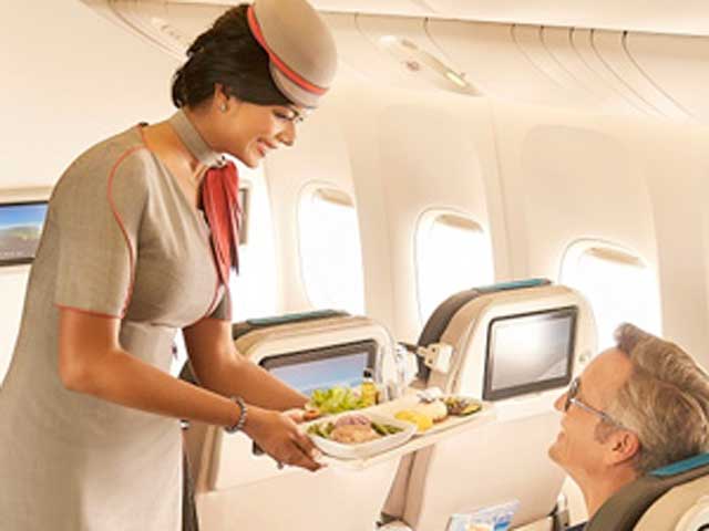 Air Austral : deux nouveaux menus et extras caviar et champagne 40 Air Journal