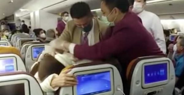 Le vol TG664 de Thai Airways au départ de Bangkok à destination de Shanghai s est déroulé sans incident ce 6 mars 2020.

Mai