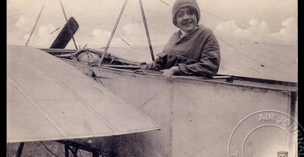 Histoire de l’aviation – 7 décembre 1910. En ce mercredi 7 décembre 1910, ce sont deux pionniers de l’air qui font l’a