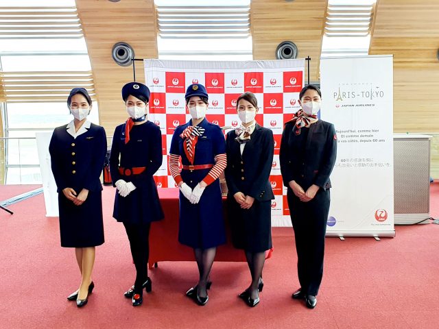 Japan Airlines célèbre le 60è anniversaire de la ligne Tokyo-Paris 1 Air Journal Japan Airlines célèbre le 60è anniversaire de la ligne Tokyo-Paris 1 Air Journal