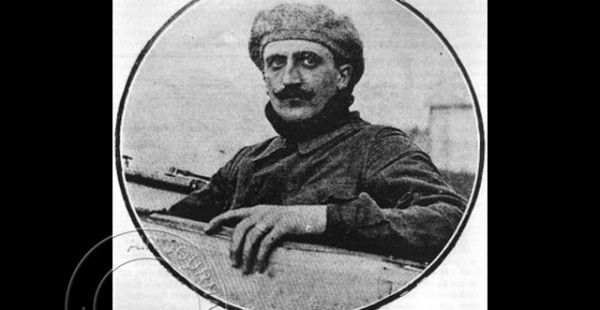 
Histoire de l’aviation – 10 décembre 1913. Un peu après midi, ce 10 décembre 1913, un terrible accident d’aéroplane 