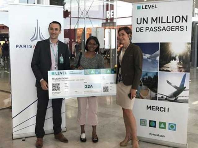 LEVEL célèbre son millionième passager en France 1 Air Journal LEVEL célèbre son millionième passager en France 1 Air Journal