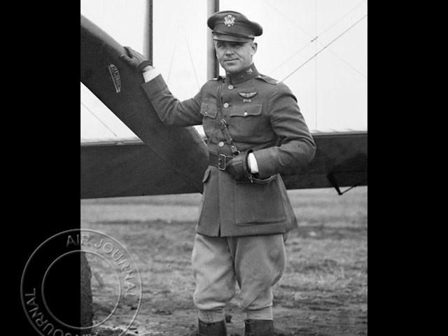 Le 25 novembre 1920 dans le ciel : Trophée Pulitzer : Corliss Moseley s’impose