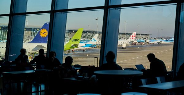 
Le médiateur fédéral pour l’Aéronautique accuse Brussels Airport d’avoir mené, à l’été 2025, des travaux lourds sur