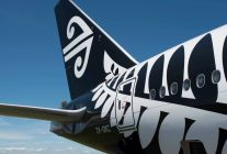 
Air New Zealand va entièrement moderniser la cabine de ses Boeing 777‑300ER à partir de 2027, avec de nouveaux sièges Busine
