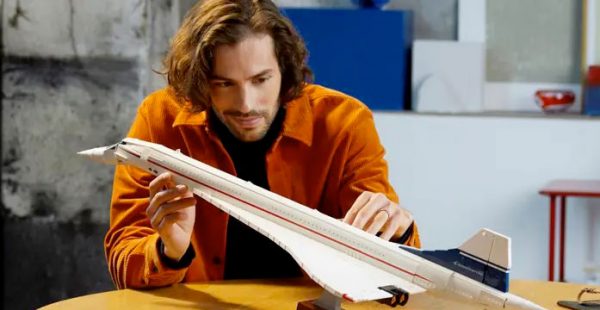 
Le fabriquant de jouets danois LEGO s’associe à l avionneur européen Airbus pour ressusciter le Concorde, l’avion de ligne 
