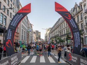 


Une fois n est pas coutume, le Brussels Airport Marathon & Half Marathon se voit attribuer une nouvelle date, le dimanche l