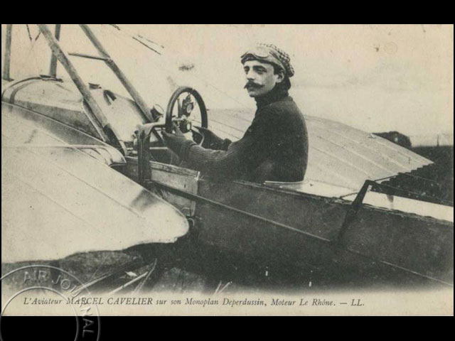 Le 30 juillet 1913 dans le ciel : Coupe Michelin : Cavelier débute bien la compétition