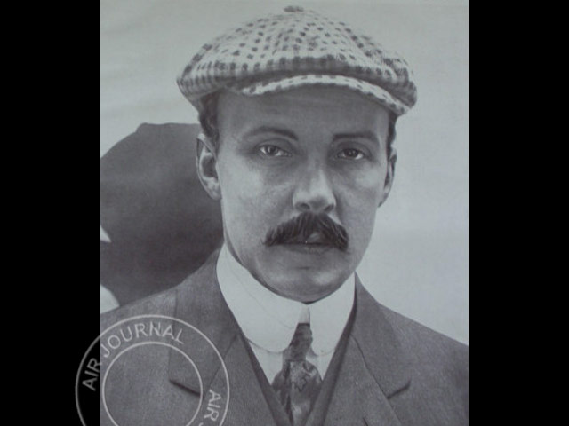 Le 5 juin 1910 dans le ciel : Maurice Farman contusionné suite à un accident