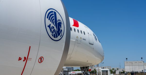 
Air France-KLM prévoit plus de 1 000 recrutements en CDI au sein de sa division maintenance d ici la fin 2027 en France,   avec