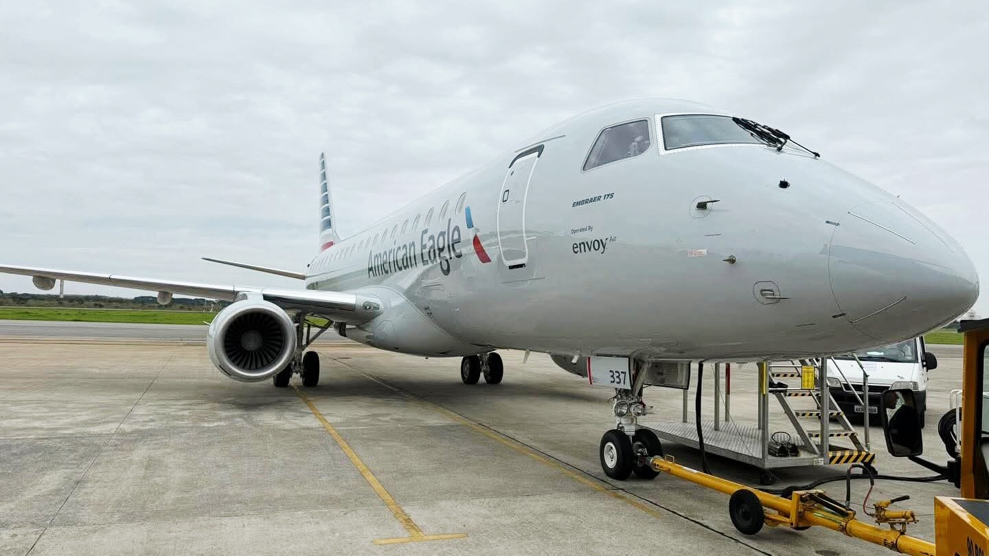 American Airlines reçoit son premier E175 doté des nouveaux sièges Recaro
