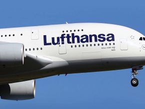 
Le groupe Lufthansa renforce sa stratégie de distribution numérique en intégrant les solutions de paiement de Klarna, appuyée