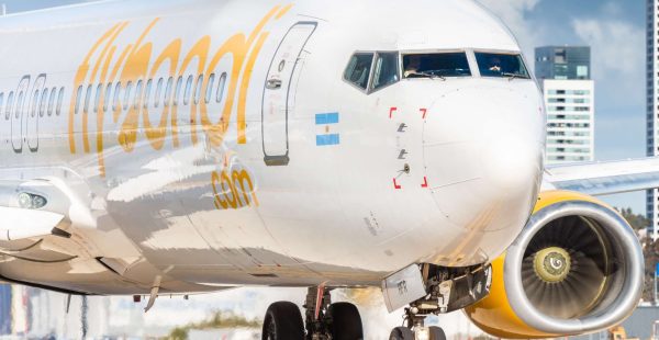 
Flybondi n’a plus opéré de vol depuis le 6 août. Sa flotte est immobilisée, son site internet est inaccessible et les diffi