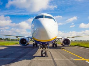 
Ryanair, la première compagnie aérienne européenne en nombre de passagers, a annoncé ses programmes de vols pour l été 2024
