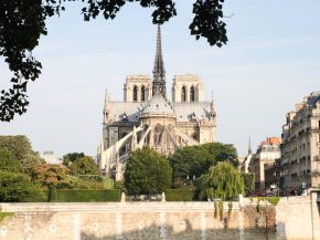 
La destination Paris Île‑de‑France aborde la fin de l’année 2025 sur une dynamique globalement positive, malgré quelques