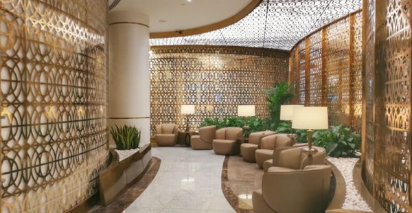 Oman Air, la compagnie aérienne nationale du Sultanat d Oman, a récemment inauguré son nouveau salon Premium exclusif à l