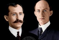 
Histoire de l’aviation – 31 août 1908. Sous un ciel d’août 1908 particulièrement instable, le camp d’Auvours est le th