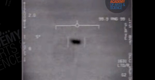 Le Pentagone a rendu public mardi trois vidéos prises par des pilotes de l US Navy (la Marine américaine) montrant des rencontre