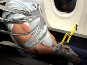 
Un passager de 67 ans a provoqué un grave incident à bord d’un vol American Airlines reliant Dallas-Fort Worth à New York-Ne